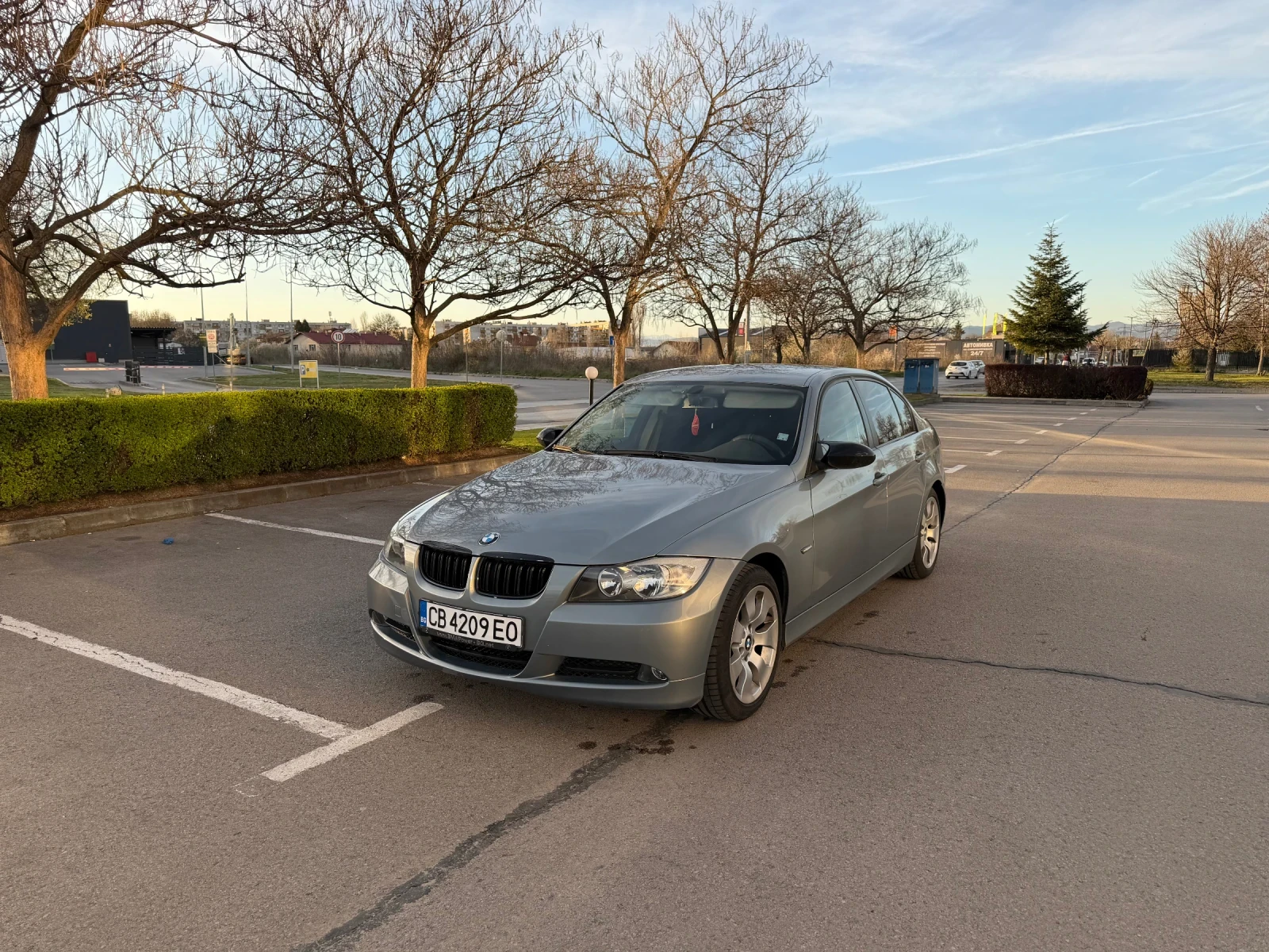 BMW 320, снимка 7 - Автомобили и джипове - 54611055