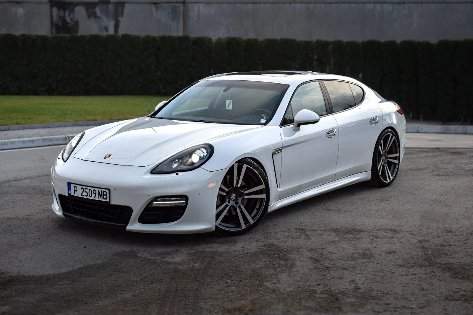 Porsche Panamera GTS Pack