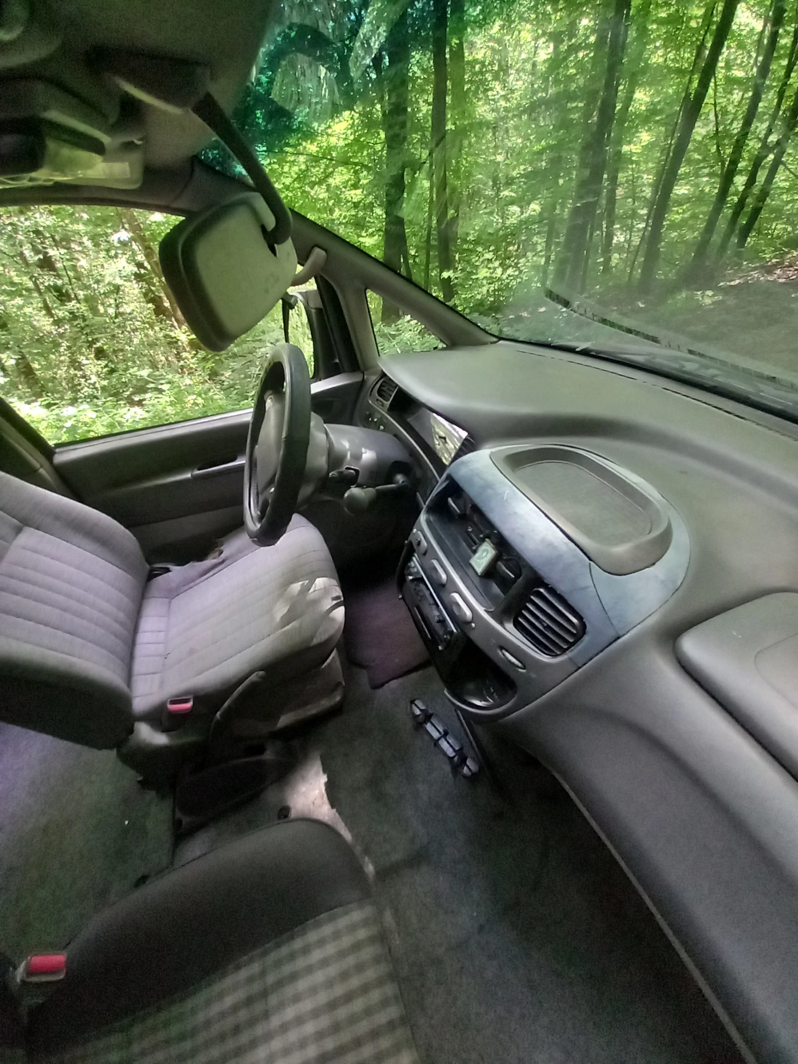 Mitsubishi Space gear, снимка 8 - Автомобили и джипове - 55487071