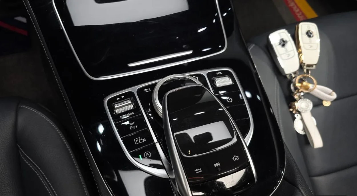 Mercedes-Benz E 300 ПОДРЕВ ВОЛАН* КАМЕРА* ПОДРЕВИ* КРУИЗ* , снимка 13 - Автомобили и джипове - 55565499