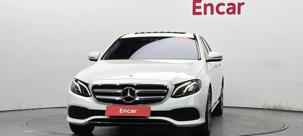 Mercedes-Benz E 300 ПОДРЕВ ВОЛАН* КАМЕРА* ПОДРЕВИ* КРУИЗ* , снимка 3 - Автомобили и джипове - 55565499