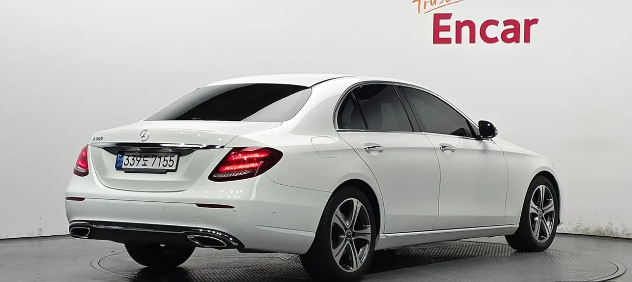 Mercedes-Benz E 300 ПОДРЕВ ВОЛАН* КАМЕРА* ПОДРЕВИ* КРУИЗ* , снимка 2 - Автомобили и джипове - 55565499