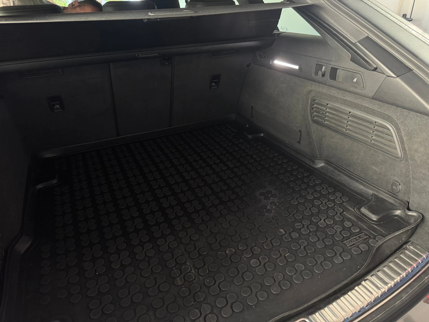 Audi A6, снимка 12 - Автомобили и джипове - 56422545