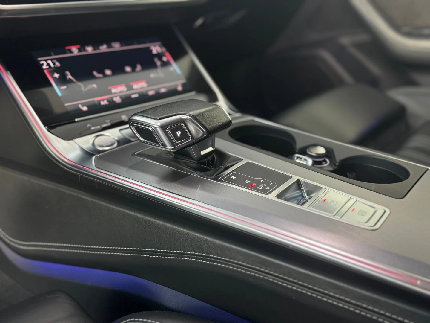 Audi A6, снимка 14 - Автомобили и джипове - 56422545