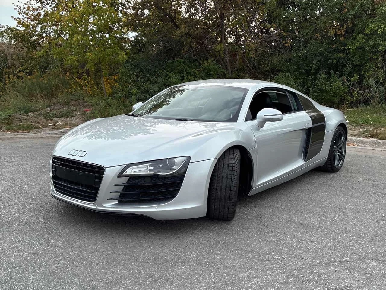 Audi R8 * 4.2L * АВТОКРЕДИТ БЕЗ ПЪРВОНАЧАЛНА ВНОСКА* 