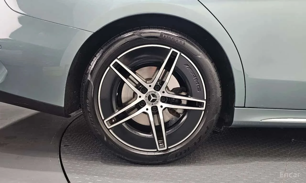 Mercedes-Benz E 300 * 4MATIC AMG Line * ��������� ���� �� �������� *  | Mobile.bg � ����������� 5