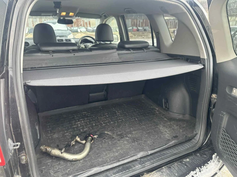 Toyota Rav4 2. 2 D-4D (150 к. с. ), 4x4, дизел НА ЧАСТИ, снимка 11 - Автомобили и джипове - 52982239