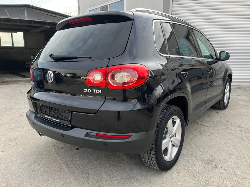 VW Tiguan 2.0 TDI 4x4, снимка 6 - Автомобили и джипове - 48422416