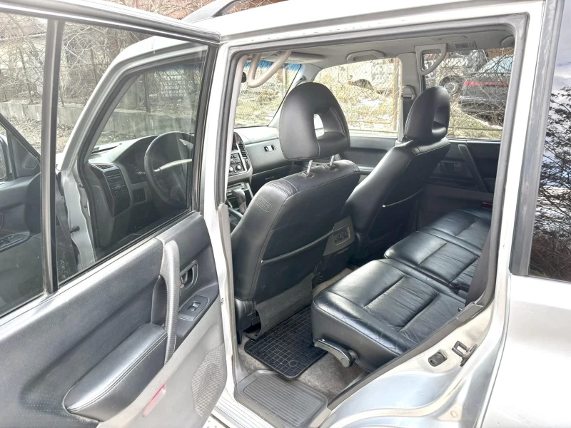 Mitsubishi Pajero 3.2 DID, снимка 6 - Автомобили и джипове - 49215052