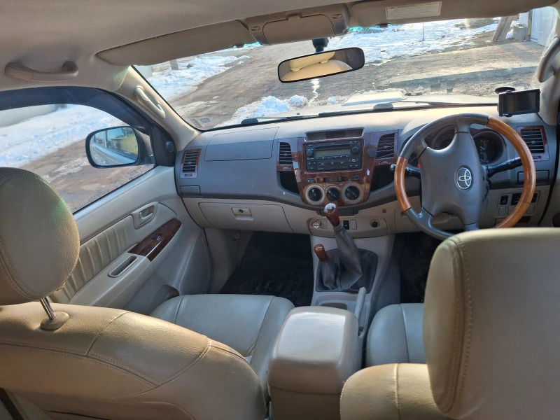 Toyota Hilux, снимка 3 - Автомобили и джипове - 52553050
