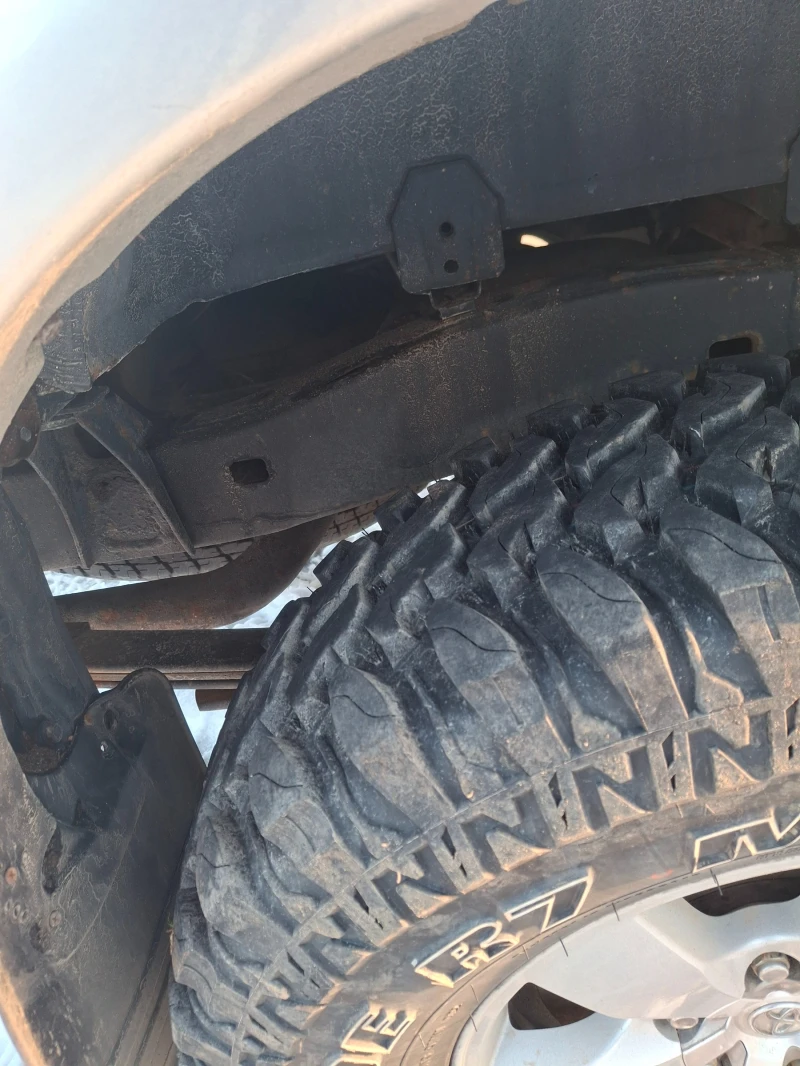 Toyota Hilux, снимка 5 - Автомобили и джипове - 52553050