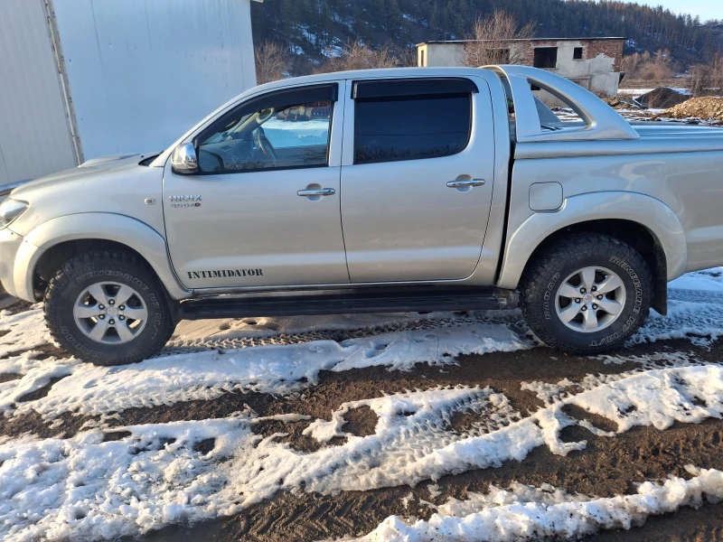 Toyota Hilux, снимка 7 - Автомобили и джипове - 52553050