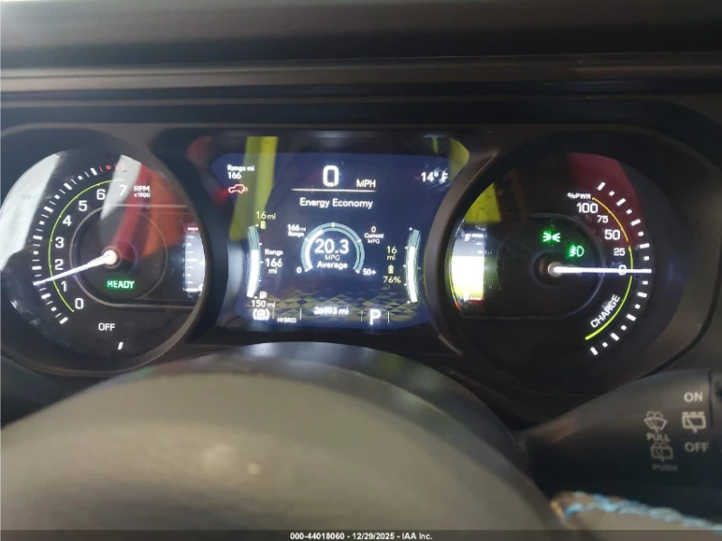 Jeep Wrangler  RUBICON 4XE, снимка 10 - Автомобили и джипове - 53328666