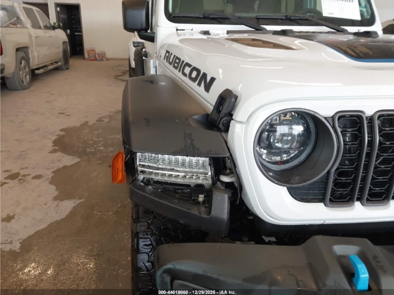 Jeep Wrangler  RUBICON 4XE, снимка 4 - Автомобили и джипове - 53328666