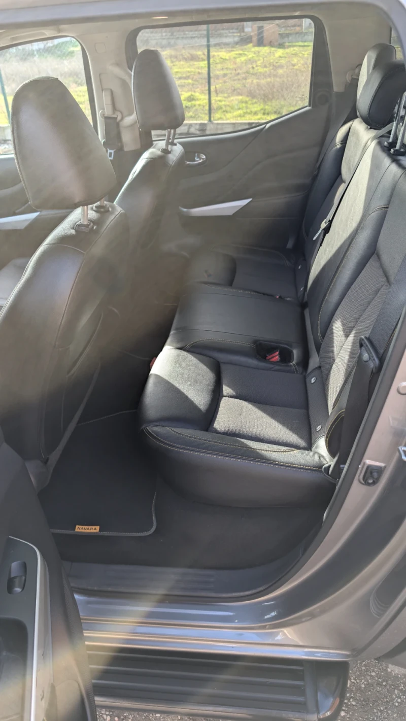 Nissan Navara Black edition , снимка 3 - Автомобили и джипове - 53339631