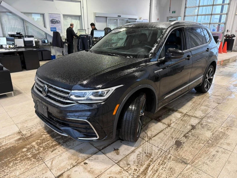 VW Tiguan / Highline R Line / 360 / ОБДУХВАНЕ / CARFAX