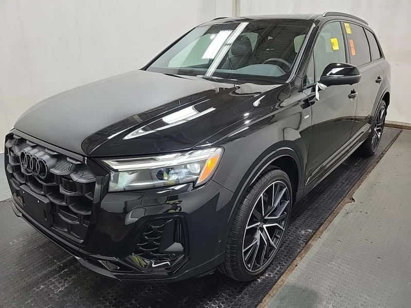 Audi Q7 / PROGRESSIV / S-line / DISTRONIC / CARFAX