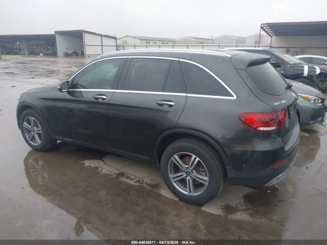 Mercedes-Benz GLC 300 * КОЖА* ПОДГРЕВ* ПАНОРАМА* LED* NAVI* , снимка 13 - Автомобили и джипове - 54766732