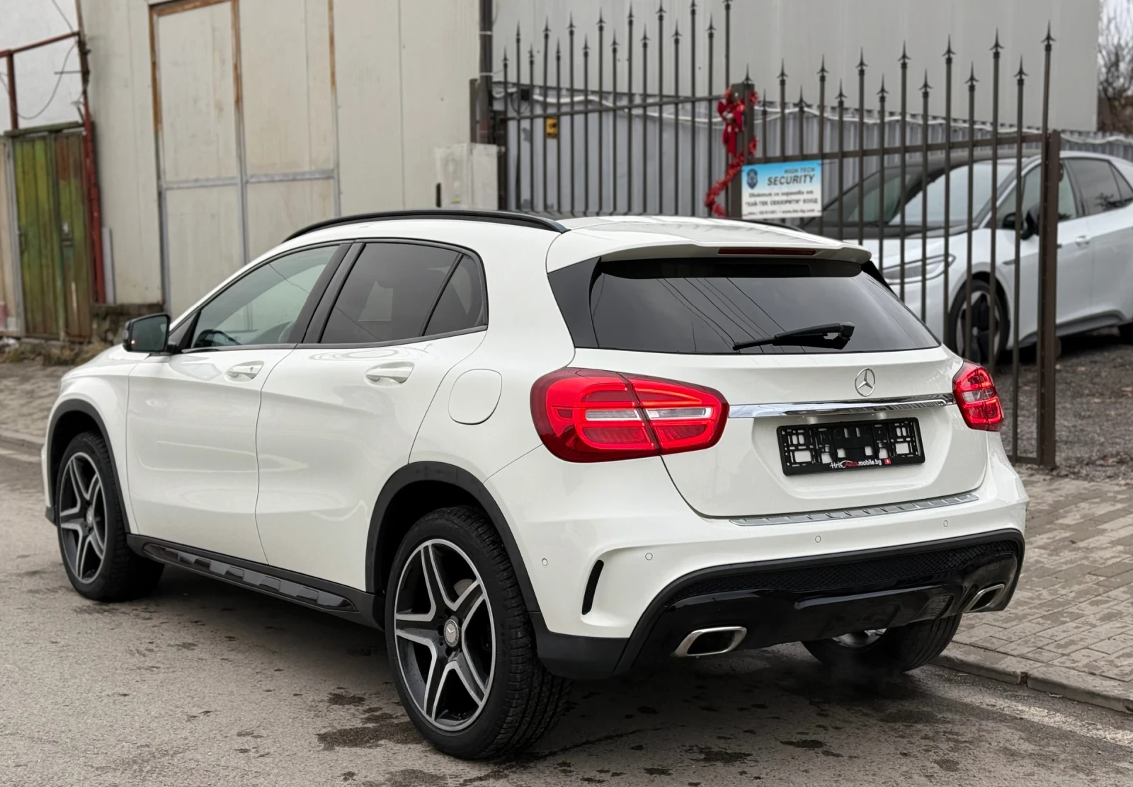 Mercedes-Benz GLA 250 AMG Line 4M Face Lift Внос Швейцария - изображение 4