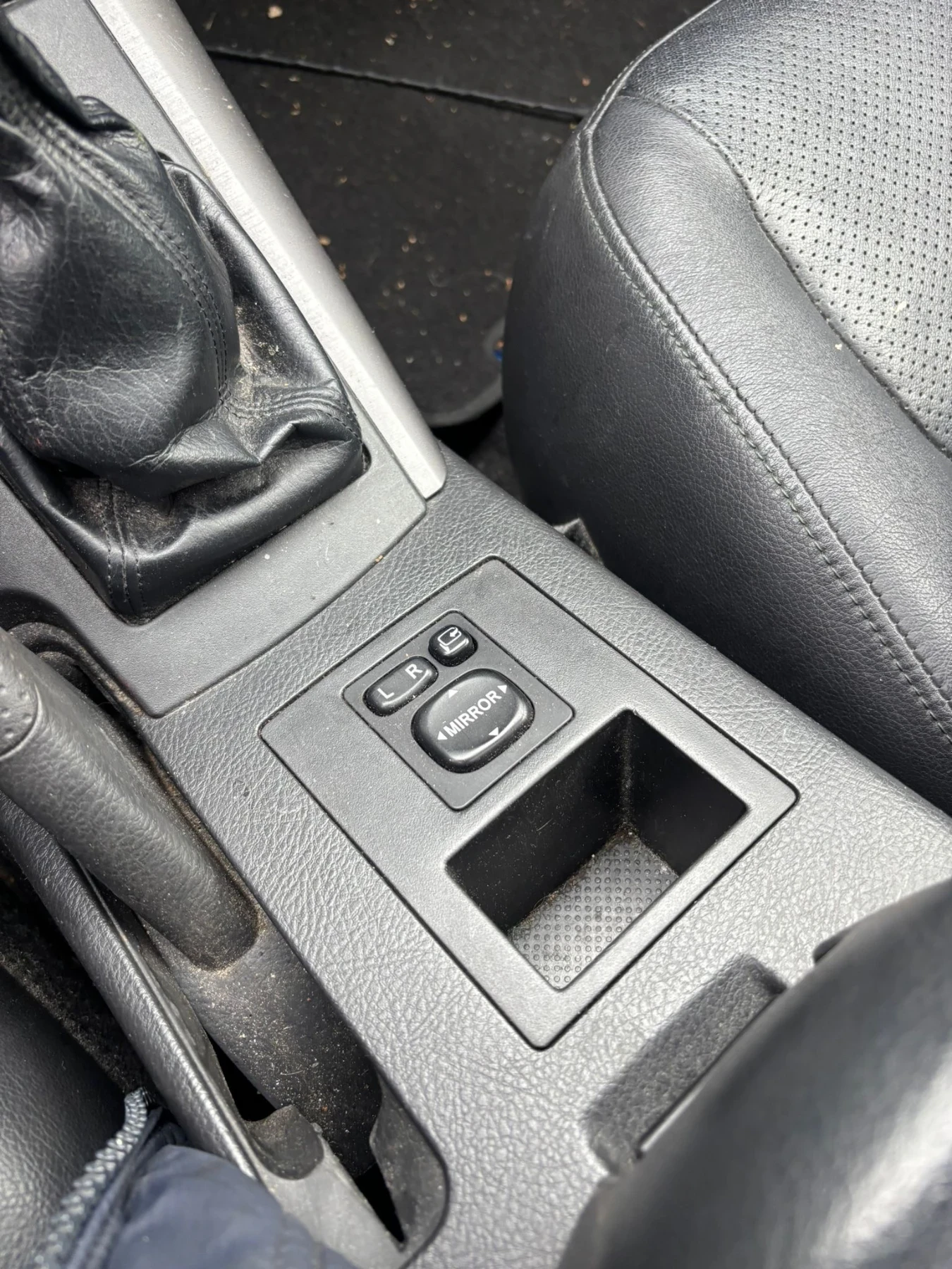 Toyota Rav4 D-CAT 177hp-Кожа-Нави - изображение 10