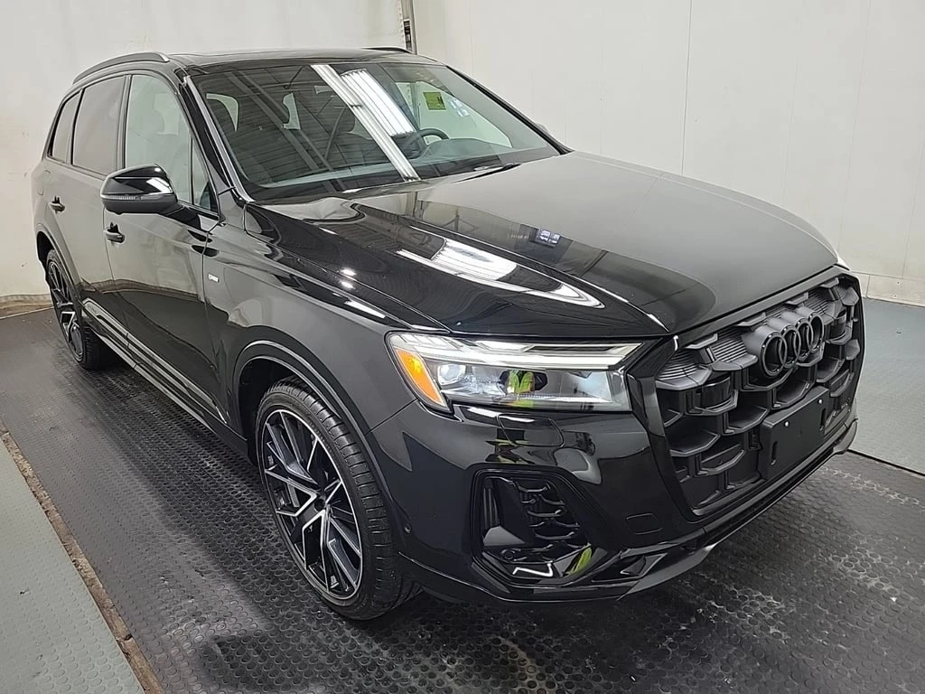 Audi Q7 / PROGRESSIV / S-line / DISTRONIC / CARFAX - изображение 2