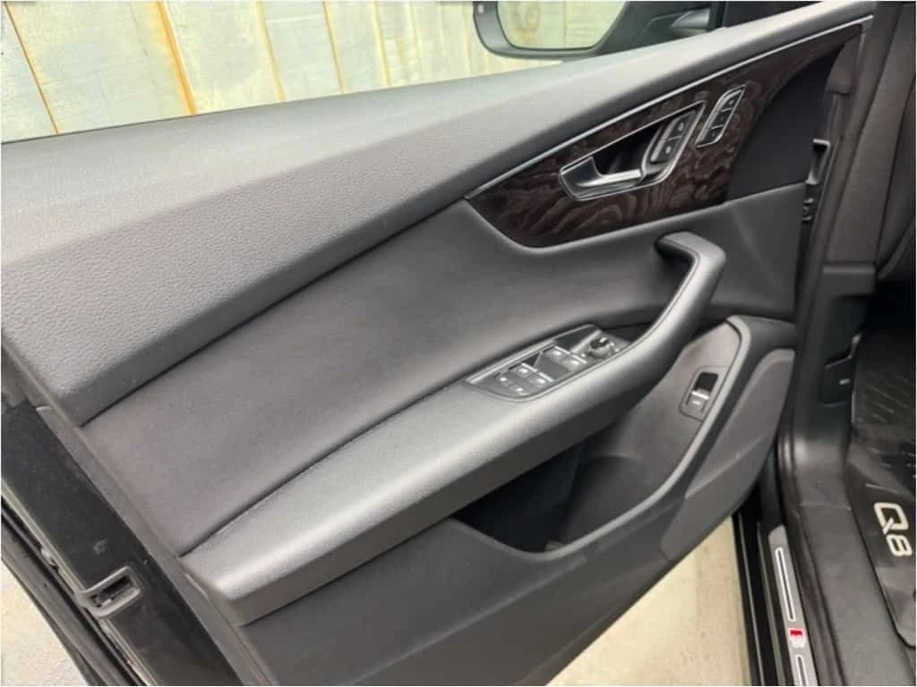 Audi Q8 * CARFAX * ЦЕНА ДО БГ - изображение 10