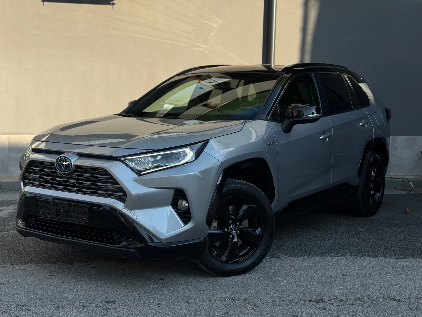Toyota Rav4 Hybrid // STYLE // Гаранционна до 2029г