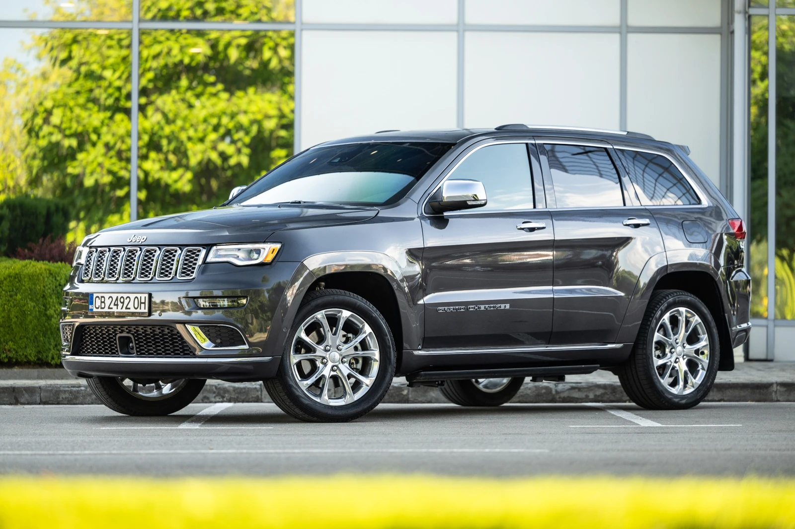 Jeep Grand cherokee SUMMIT, снимка 2 - Автомобили и джипове - 55269121