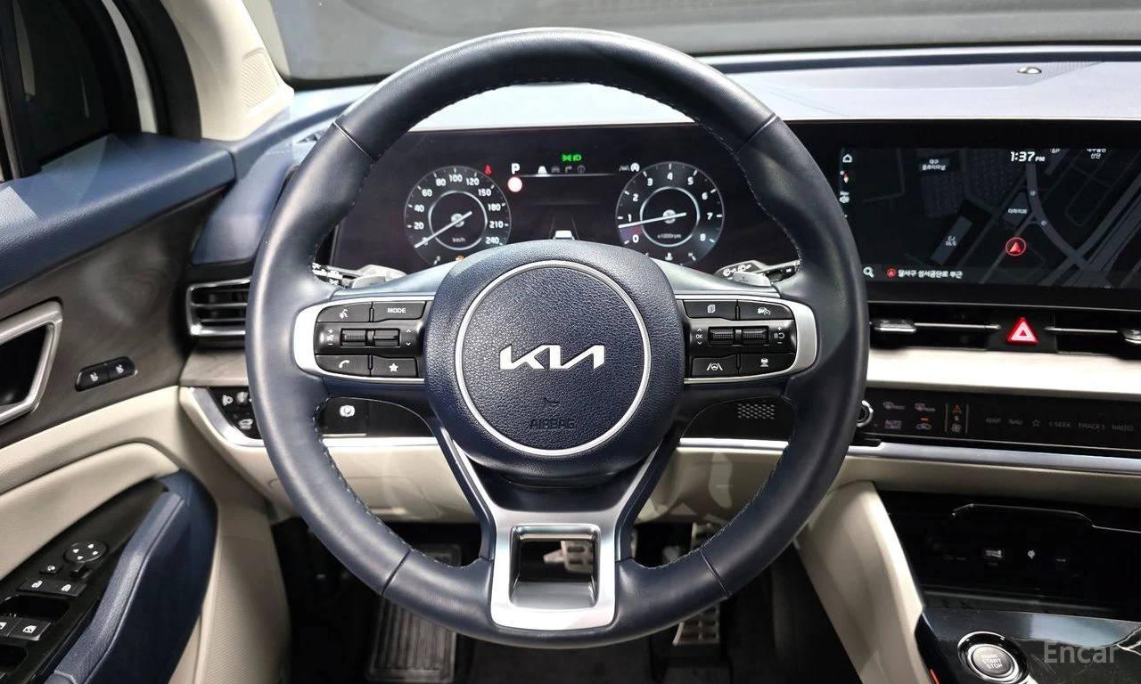 Kia Sportage 1.6* TURBO* SIGNATURE* EDITION* ОБДУХВАНЕ* 360КАМЕ, снимка 9 - Автомобили и джипове - 55474277
