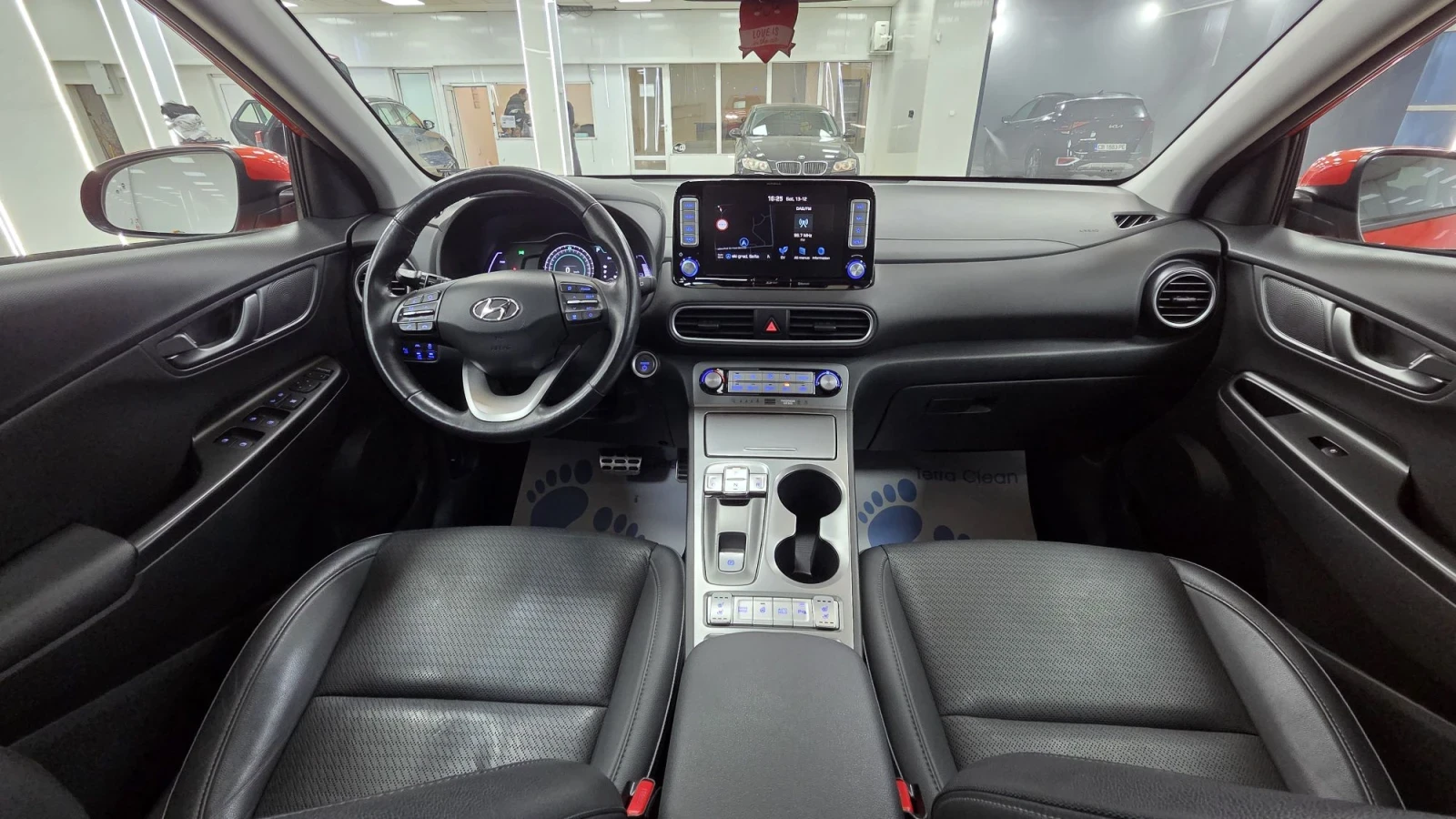 Hyundai Kona SOH100%/Premium, снимка 12 - Автомобили и джипове - 55659447