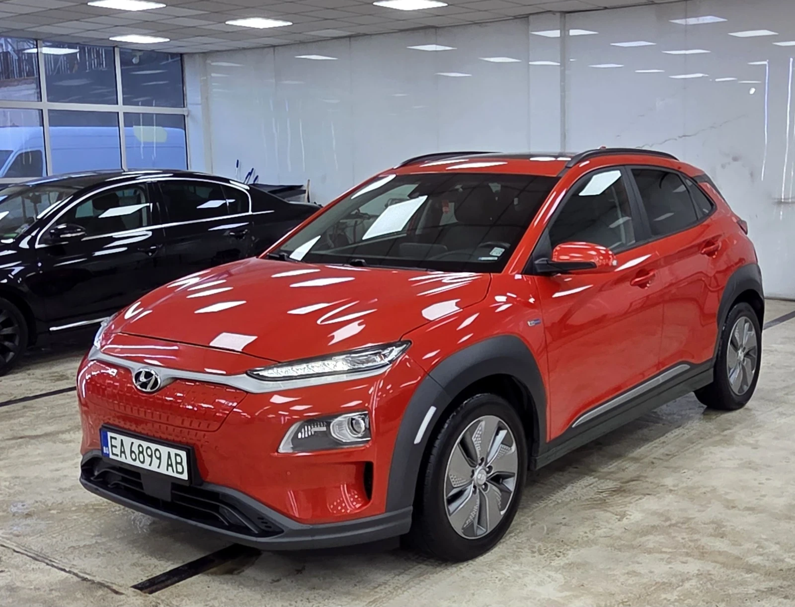 Hyundai Kona SOH100%/Premium, снимка 6 - Автомобили и джипове - 55659447