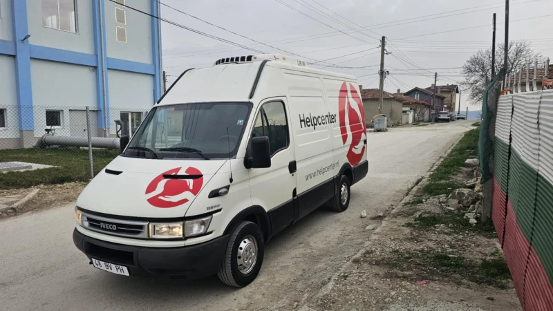 Iveco Daily, снимка 1 - Бусове и автобуси - 49508643