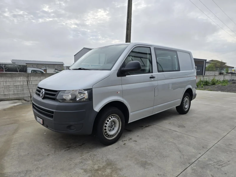VW Transporter T5, снимка 2 - Бусове и автобуси - 51909387