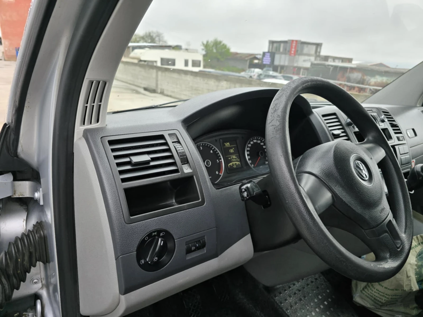 VW Transporter T5 - изображение 8