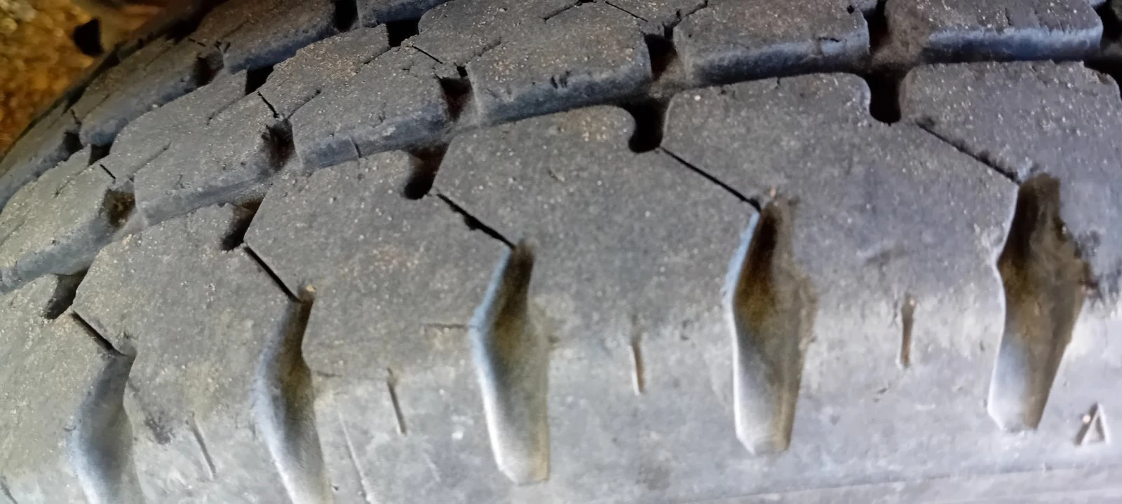 Ford Transit 2.4TDCI  RWD-MK7, снимка 4 - Бусове и автобуси - 54004203