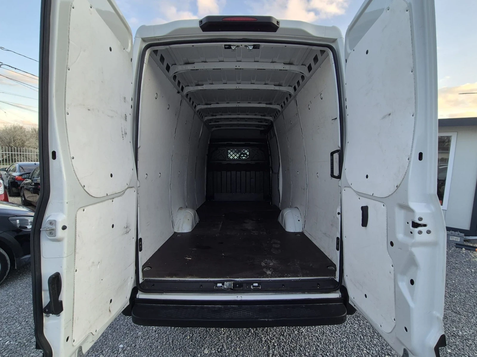 Iveco Daily 35s16 MAXXI, снимка 7 - Бусове и автобуси - 54066928