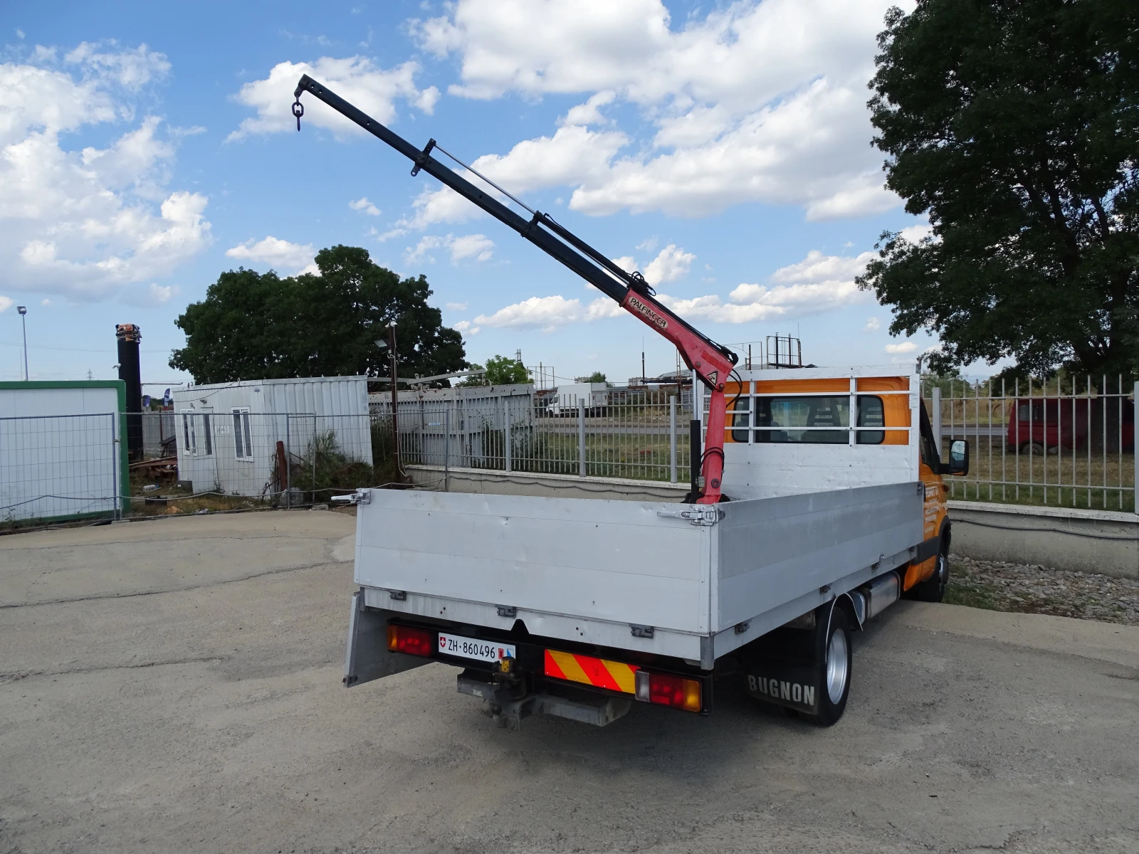 Iveco 35c13 БОРДОВИ С КРАН PALFINGER PC 2300, снимка 7 - Бусове и автобуси - 55837165