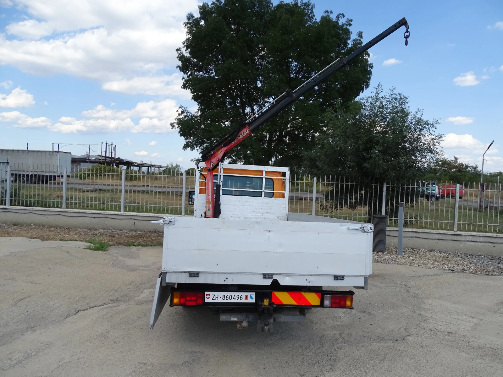 Iveco 35c13 БОРДОВИ С КРАН PALFINGER PC 2300, снимка 6 - Бусове и автобуси - 55837165
