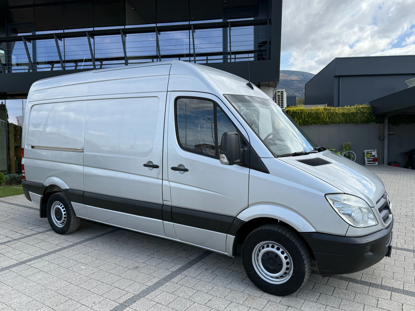 Mercedes-Benz Sprinter 313CDI Климатроник L2H2 Euro 5, снимка 2 - Бусове и автобуси - 56079958
