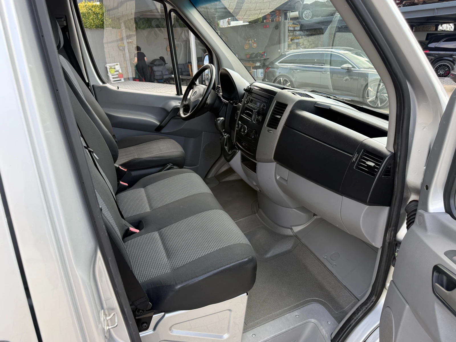 Mercedes-Benz Sprinter 313CDI Климатроник L2H2 Euro 5, снимка 9 - Бусове и автобуси - 56079958