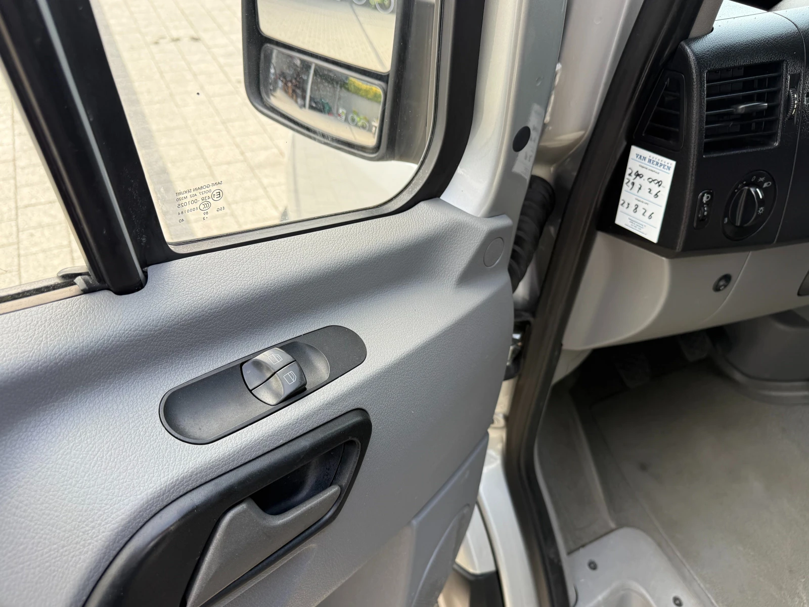 Mercedes-Benz Sprinter 313CDI Климатроник L2H2 Euro 5, снимка 14 - Бусове и автобуси - 56079958