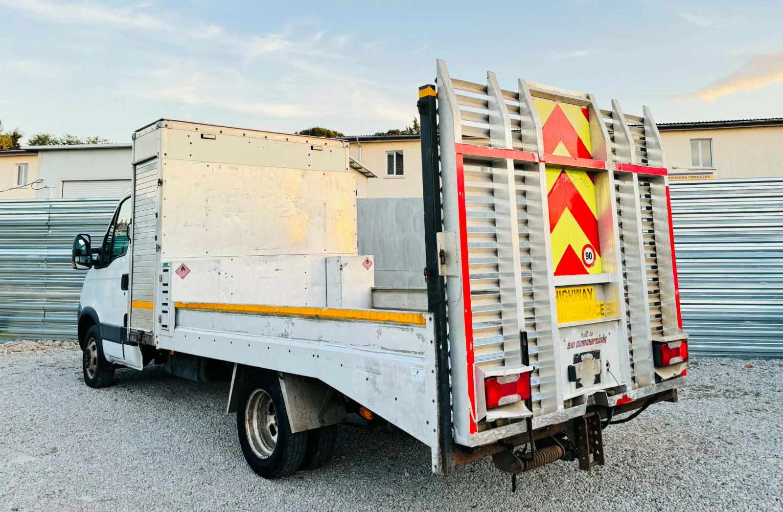 Iveco Daily, снимка 3 - Бусове и автобуси - 56219132