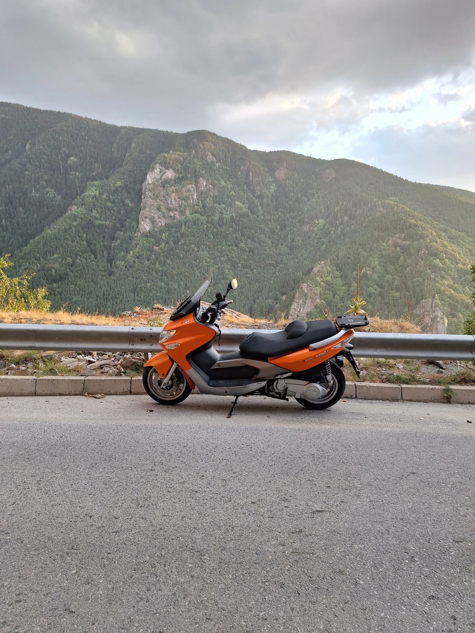 Kymco Xciting  - изображение 5