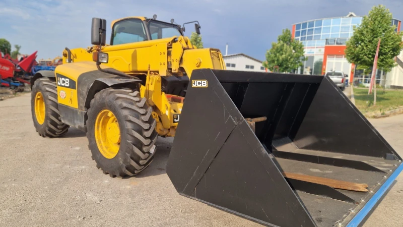 Телескопичен товарач JCB 535-95, снимка 8 - Селскостопанска техника - 51025327
