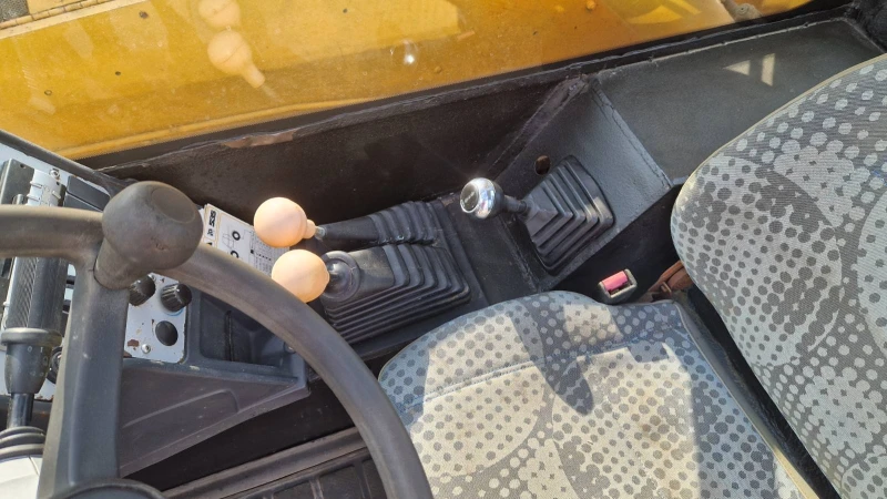 Телескопичен товарач JCB 535-95, снимка 13 - Селскостопанска техника - 51025327