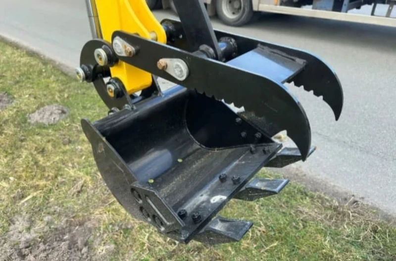 Багер Kubota FF Industry мини багер с кабина, снимка 6 - Индустриална техника - 52568176