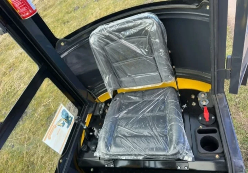 Багер Kubota FF Industry мини багер с кабина, снимка 8 - Индустриална техника - 52568176