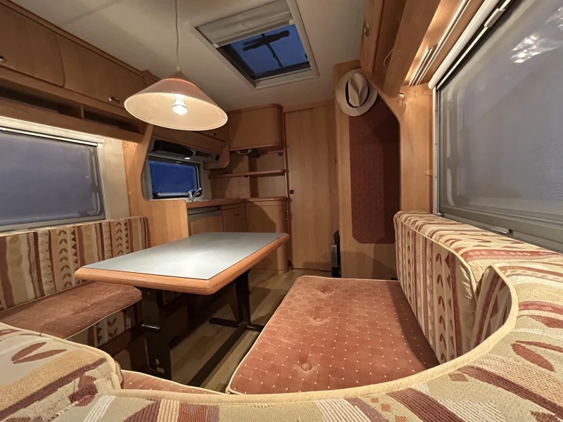 Каравана Hobby, снимка 9 - Каравани и кемпери - 52383060