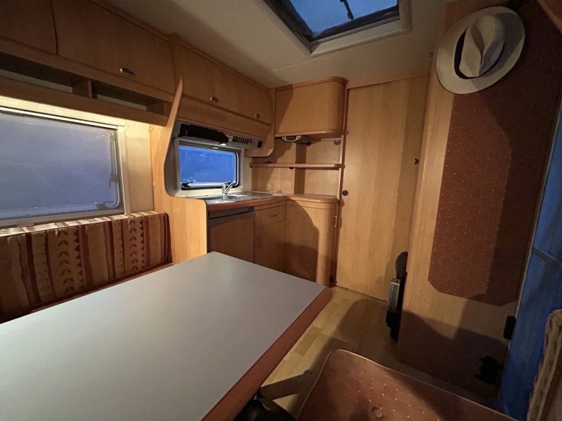 Каравана Hobby, снимка 11 - Каравани и кемпери - 52383060