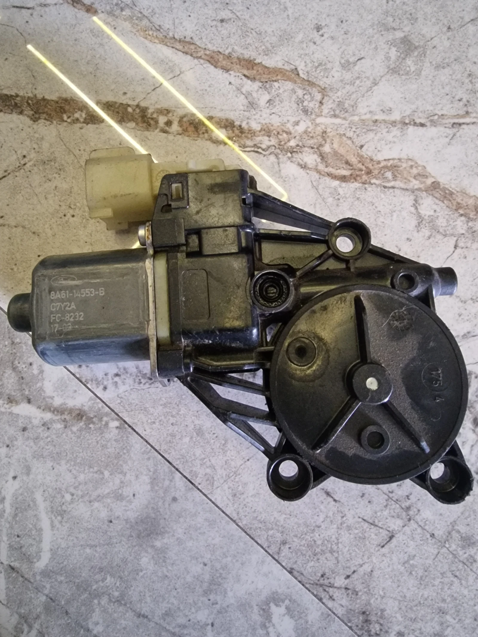 BA61-14553-B  0130022619 .     FORD FIESTA | Mobile.bg   1